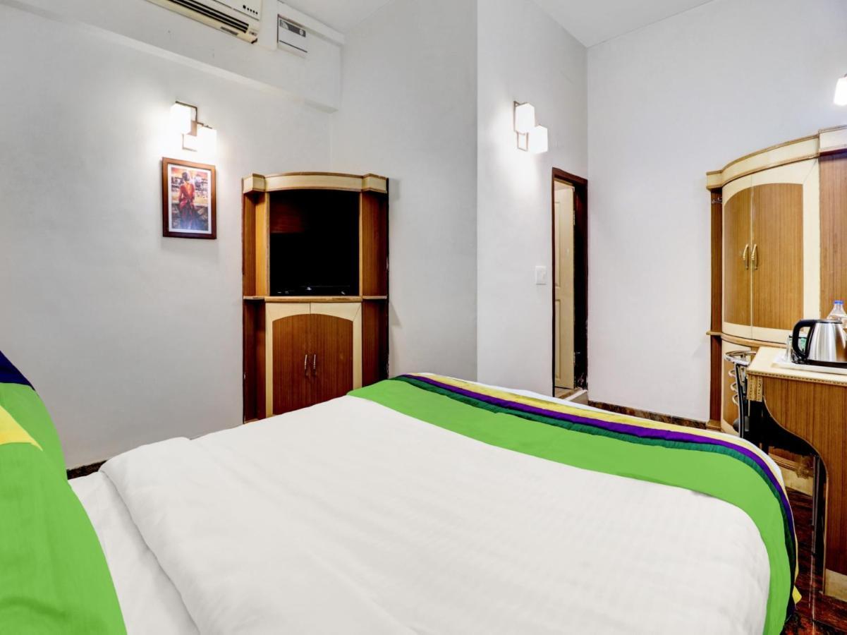 Hotel Treebo Benaka Residency à Chikmagalūr Extérieur photo