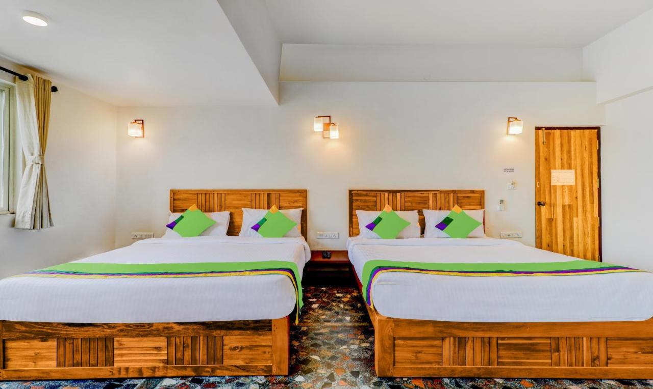Hotel Treebo Benaka Residency à Chikmagalūr Extérieur photo