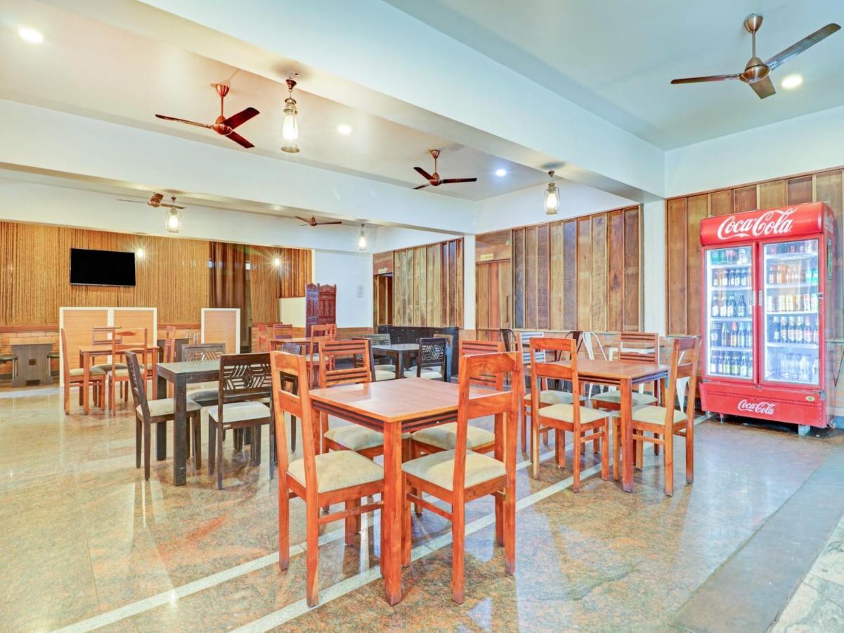 Hotel Treebo Benaka Residency à Chikmagalūr Extérieur photo