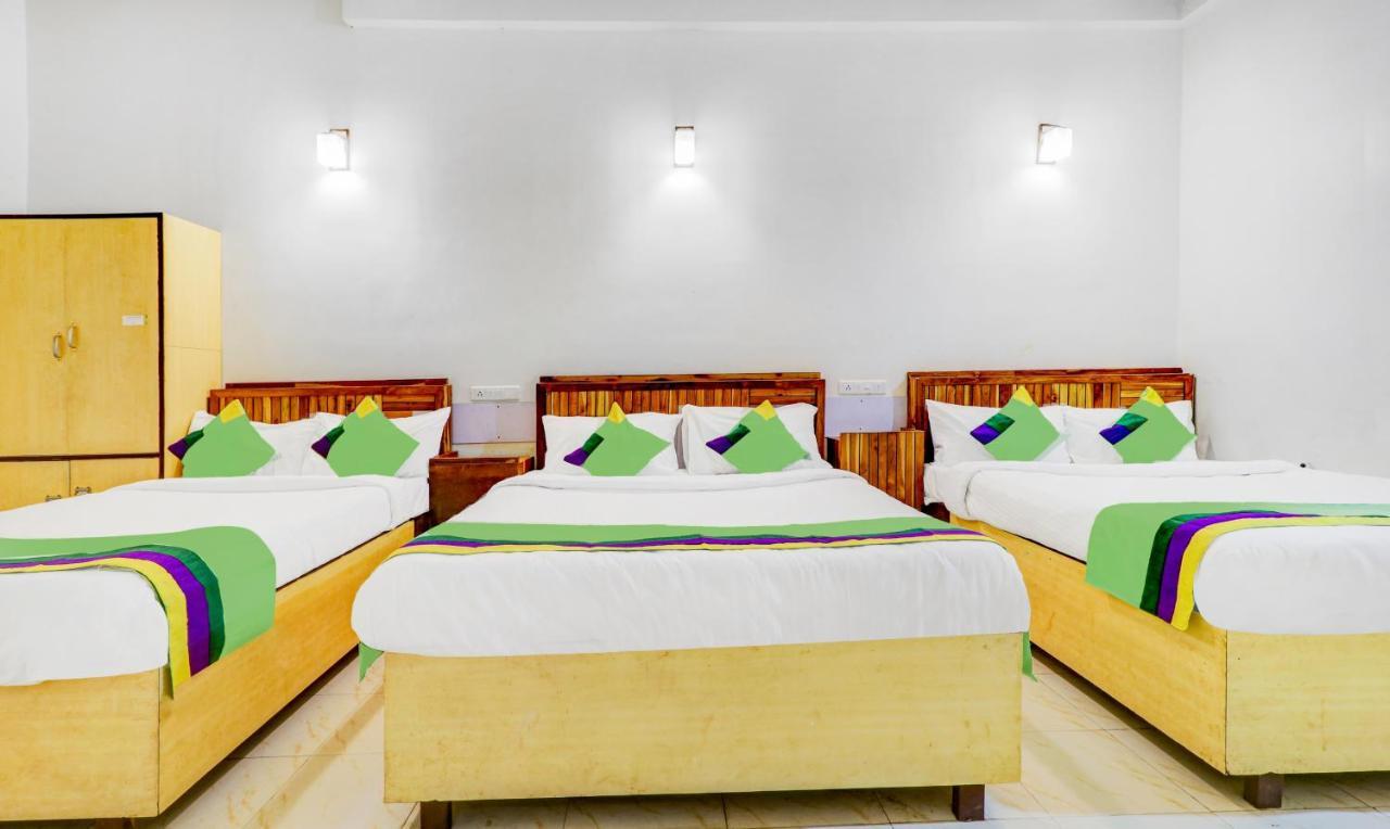 Hotel Treebo Benaka Residency à Chikmagalūr Extérieur photo