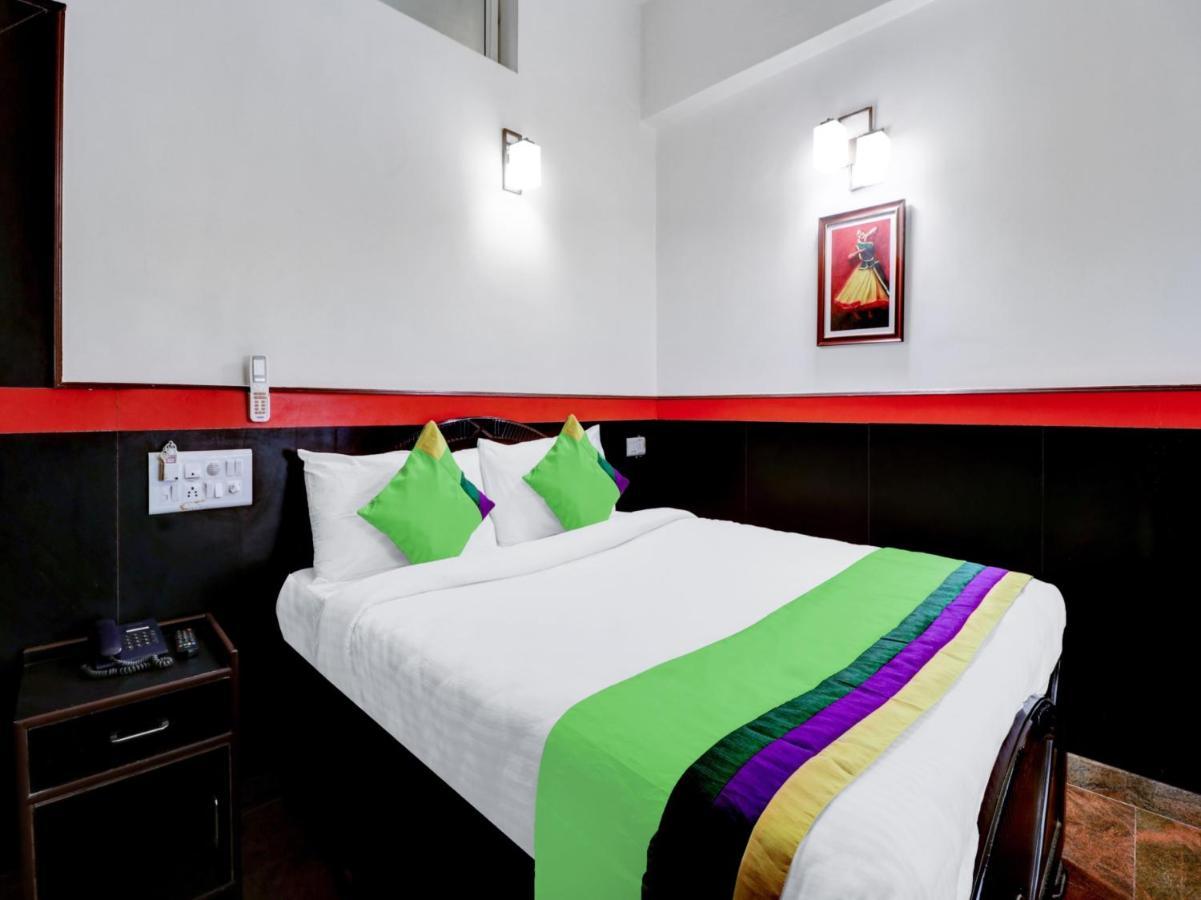 Hotel Treebo Benaka Residency à Chikmagalūr Extérieur photo
